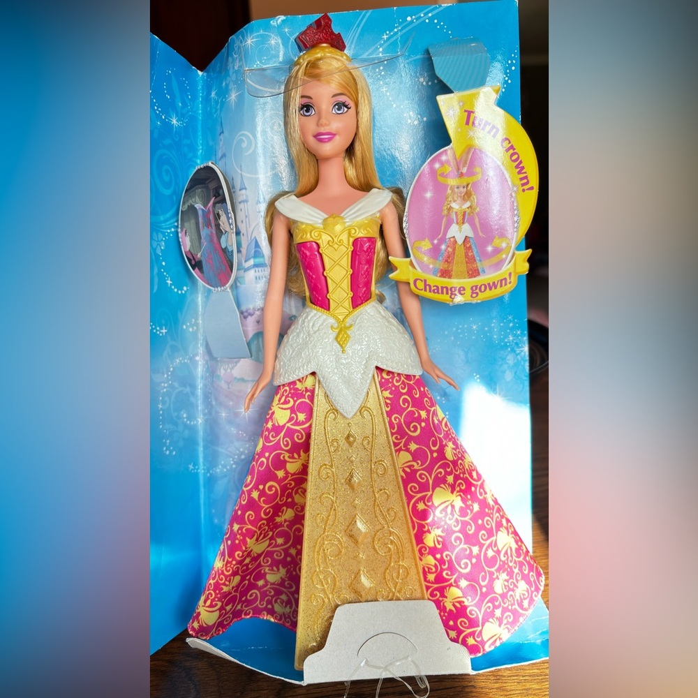 Princess Magic Dress Sleeping Beauty Doll-NWOT